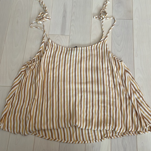 Tank top Bundle - Picture 5 of 8